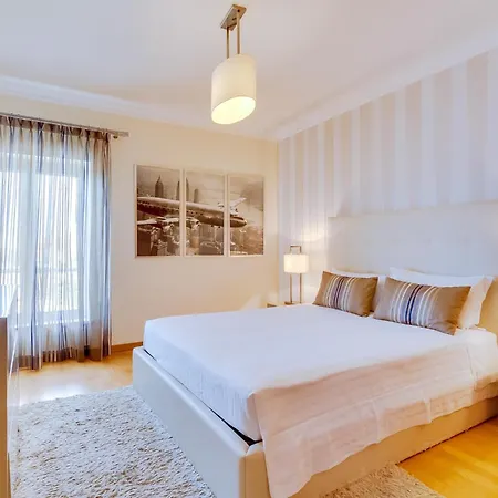 Al - Moura Vilamoura