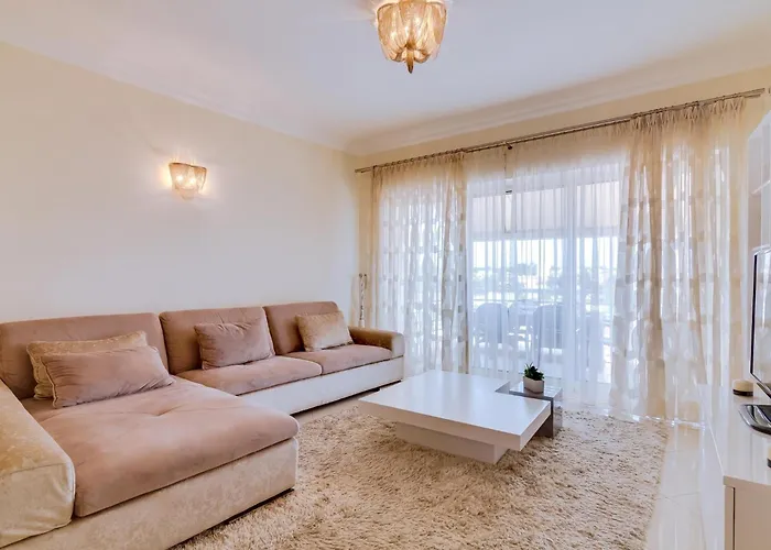 Al - Moura * Vilamoura